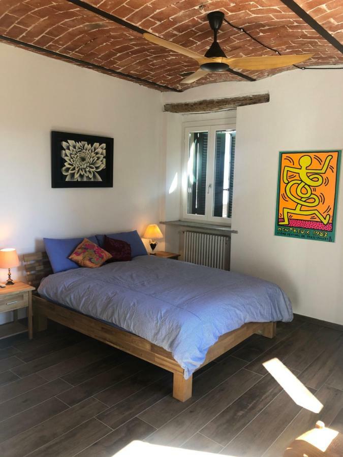 Modern Farmhouse Apartment Montabone Екстериор снимка